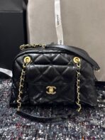 BOWLING BAG 33 IN BLACK SOFT LAMBSKIN GOLD HARDWARE - Image 10
