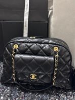 BOWLING BAG 44 IN BLACK SOFT LAMBSKIN GOLD HARDWARE - Image 8