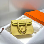 HALZAN 25 HANDLE BAG IN BUMBLEBEE YELLOW GRAINED