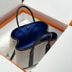 GARDEN PARTY 30CM IN WHITE TOILETS COTTON CANVAS AND BLACK  BLUE CANVAS ON SIDE OTHER - Image 3