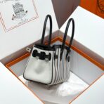 BIRKIN SHOULDER 29 IN BLACK  ÉCRU/NOIR/FAUVE/NOIR/BLEU ZANZIBAR EMBROIDERY CANVAS - Image 3