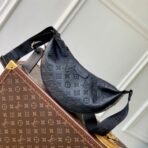 HAMAC BAG 28 IN BLACK MONOGRAM SHADOW - Image 2