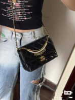 CC MINI 22 FLAP BAG IN BLACK CALFSKIN GOLD HARDWARE WITH PEARL CHAIN - Image 8
