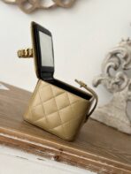 MINI VINTAGE COSMETIC BAG 11 IN CAPE PALLISER SHINY CALFSKIN GOLD HARDWARE - Image 7
