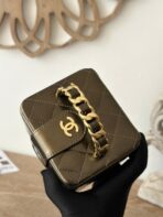 MINI VINTAGE COSMETIC BAG 11 IN MIKADO SHINY CALFSKIN GOLD HARDWARE - Image 5