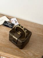 MINI VINTAGE COSMETIC BAG 11 IN MIKADO SHINY CALFSKIN GOLD HARDWARE - Image 8