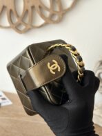 MINI VINTAGE COSMETIC BAG 11 IN MIKADO SHINY CALFSKIN GOLD HARDWARE - Image 10