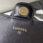 CC SMALL 17 FLAP BAG IN BLACK CALFSKIN WITH STRAP - Image 7
