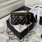 CC VANITY CASE 19 BLACK LAMBSKIN GOLD HARDWARE - Image 2