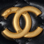 CC VANITY CASE 19 BLACK LAMBSKIN GOLD HARDWARE - Image 10