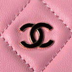 CC 16 CLASSIC CLUTCH WITH STRAP BAG IN LIGHT PINK LAMBSKIN - Image 9
