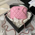 CC 16 CLASSIC CLUTCH WITH STRAP BAG IN LIGHT PINK LAMBSKIN - Image 2