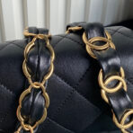 MEDIUM FLAP BAG 26 IN BLACK CALFSKIN GOLD DOUBLE C THICK CHAIN - Image 4