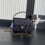 RETRO STYLE FLAP BAG 22 IN BLACK GRAINED  GOLD HARDWARE - Image 2