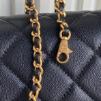 RETRO STYLE FLAP BAG 22 IN BLACK GRAINED  GOLD HARDWARE - Image 9