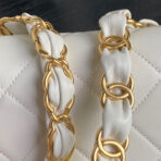 MEDIUM FLAP BAG 26 IN WHITE CALFSKIN GOLD DOUBLE C THICK CHAIN - Image 6