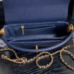 RETRO STYLE FLAP BAG 19 IN NAVY BLUE GRAINED CALFSKIN GOLD HARDWARE - Image 5
