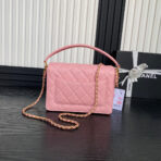 RETRO STYLE FLAP BAG 22 IN LIGHT PINK GRAINED  GOLD HARDWARE - Image 6