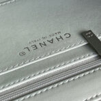 RETRO STYLE FLAP BAG 22 IN RHINO GRAY GRAINED  GOLD HARDWARE - Image 7