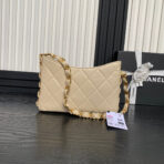 HOBO BAG 24 IN BEIGE CALFSKIN GOLD DOUBLE C THICK CHAIN - Image 8
