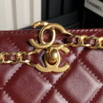 HANDBAG 21 IN GARNET RED DIAMOND PATTERN QUILTED SHINY LAMBSKIN GOLD HARDWARE - Image 9