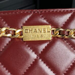 HANDBAG 21 IN GARNET RED DIAMOND PATTERN QUILTED SHINY LAMBSKIN GOLD HARDWARE - Image 10