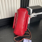 CAMERA BAG 24 IN RED SHINY CALFSKIN GOLD CHAIN - Image 3