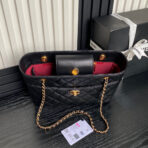 MAXI SHOULDER BAG CHAIN STRAP 28 IN BLACK CALFSKIN GOLD-TONE METALLIC - Image 7