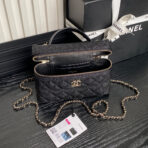 COSMETIC BAG 19 IN BLACK GRAINED CALFSKIN GOLD HARDWARE - Image 3
