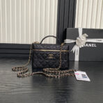 COSMETIC BAG 19 IN BLACK GRAINED CALFSKIN GOLD HARDWARE - Image 2
