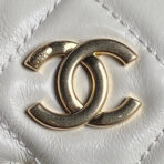 BOWLING BAG 29 IN OFF-WHITE CALFSKIN GOLD HARDWARE - Image 6