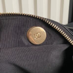 BOWLING BAG 29 IN BLACK SHINY  GOLD HARDWARE - Image 8