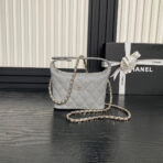 HOBO BAG 21 IN RHINO GRAY GRAINED CALFSKIN GOLD HARDWARE - Image 2