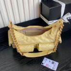 QUILTED HOBO CARGO BAG 31 IN LIGHT YELLOW  GOLD CHAIN - Image 8