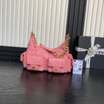 QUILTED HOBO CARGO BAG 31 IN BABY PINK  GOLD CHAIN