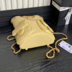 CRUISE DRAWSTRING BACKPACK 24 IN YELLOW LAMBSKIN GOLD-TONE METALLIC - Image 9