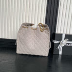 MEDIUM HANDBAG 40 IN BEIGE SUEDE GOLD HARDWARE - Image 3