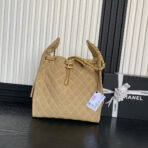 MEDIUM HANDBAG 40 IN OAT YELLOW SUEDE GOLD HARDWARE - Image 2