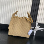 MEDIUM HANDBAG 40 IN OAT YELLOW SUEDE GOLD HARDWARE - Image 3