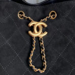MEDIUM HANDBAG 40 IN BLACK SUEDE GOLD HARDWARE - Image 9