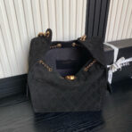 MEDIUM HANDBAG 40 IN BLACK SUEDE GOLD HARDWARE - Image 10