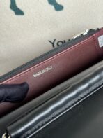CC WOC ENTRUPY 19 BAG IN BLACK CALFSKIN - Image 10