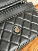 CC WOC ENTRUPY 19 BAG IN BLACK CALFSKIN - Image 6