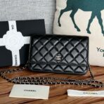 CC WOC ENTRUPY 19 BAG IN BLACK CALFSKIN - Image 2