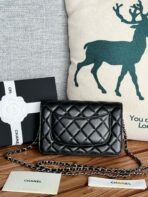 CC WOC ENTRUPY 19 BAG IN BLACK CALFSKIN - Image 3