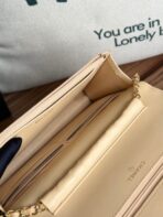 CC WOC ENTRUPY 19 BAG IN DARK CREAM CALFSKIN - Image 7