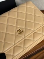 CC WOC ENTRUPY 19 BAG IN DARK CREAM CALFSKIN - Image 5