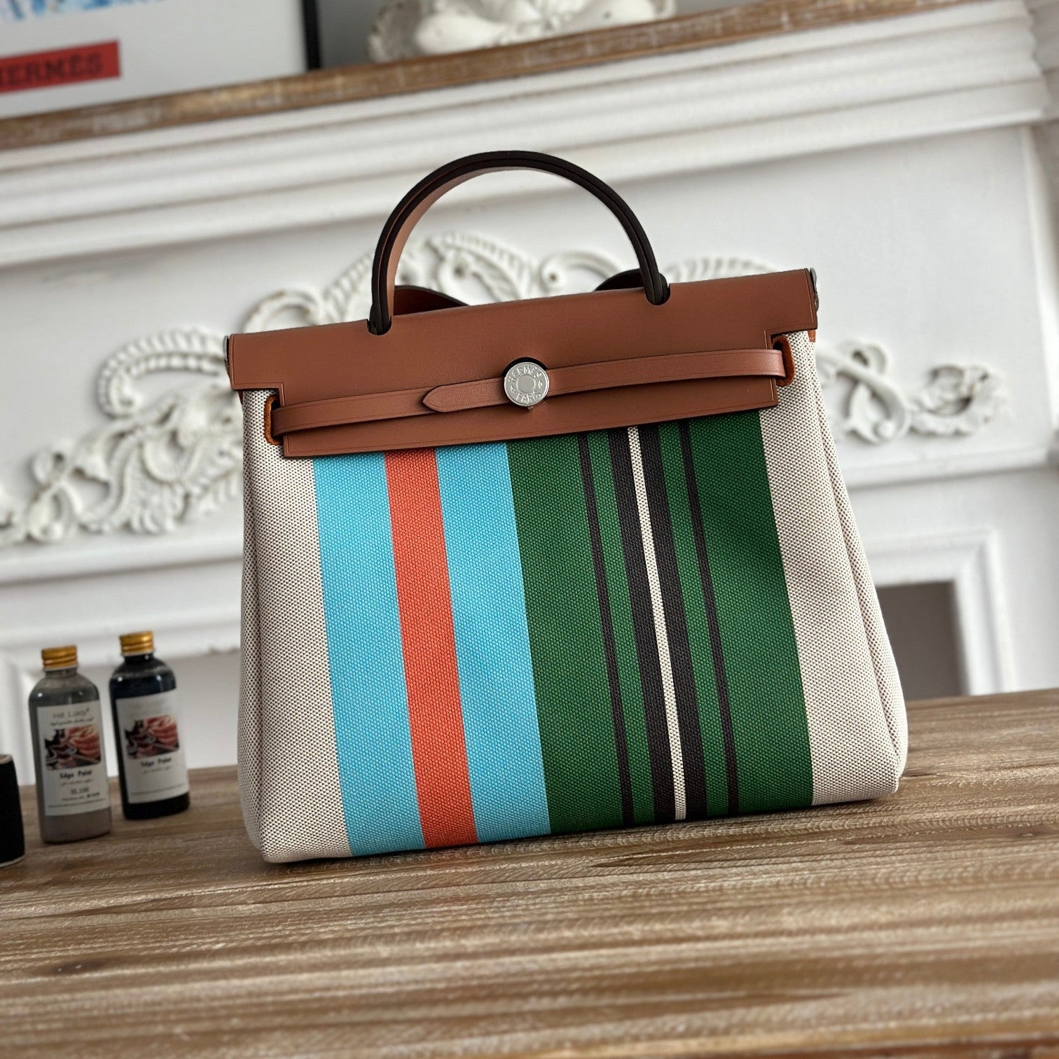 img_88b306c4_20241125_a1732550164938_1765_jpg_1800x1800_dab74926-5887-425b-ad0d-e9922c95090c-2.jpg HERBAG ZIP 31 LAQUERED BAG IN GREEN MIX BLUE H PLUME CANVAS - Image 1