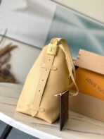 LOW KEY HOBO PM 28 IN URBAN YELLOW CALFSKIN GOLD BUCKLE - Image 8