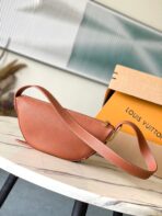 LOW KEY BUMBAG 28 IN SPANISH ORANGE CALFSKIN GOLD BUCKLE - Image 7